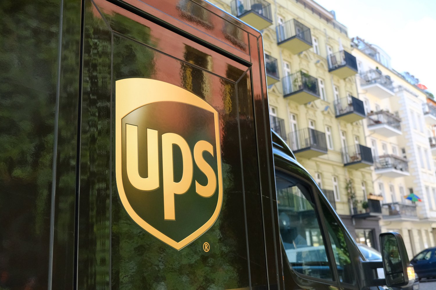 Ups might be making a locker that accepts bitcoin Ups might be making a locker that accepts bitcoin