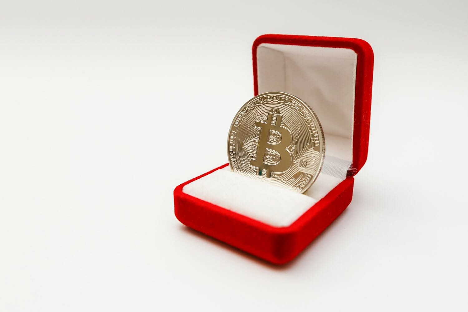 Bank-backed hyperledger is slowly opening to icos Bank-backed hyperledger is slowly opening to icos