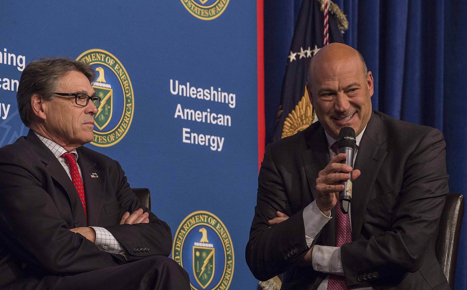 Former trump advisor: 'we will have a global cryptocurrency' Former trump advisor: 'we will have a global cryptocurrency'